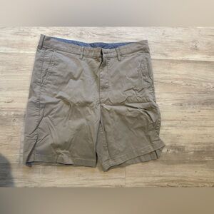 Grey cargo shorts LL Bean size 38W